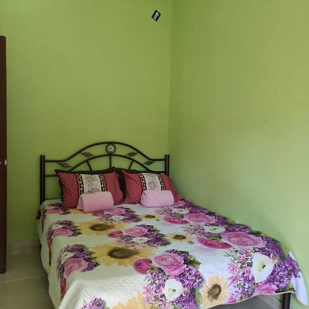 Yasmeen Homestay Kemaman Chukai Eksteriør billede