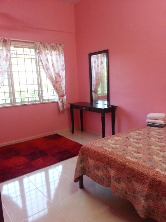 Yasmeen Homestay Kemaman Chukai Eksteriør billede