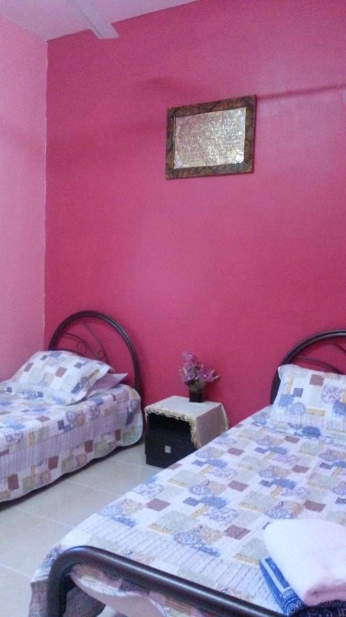Yasmeen Homestay Kemaman Chukai Eksteriør billede