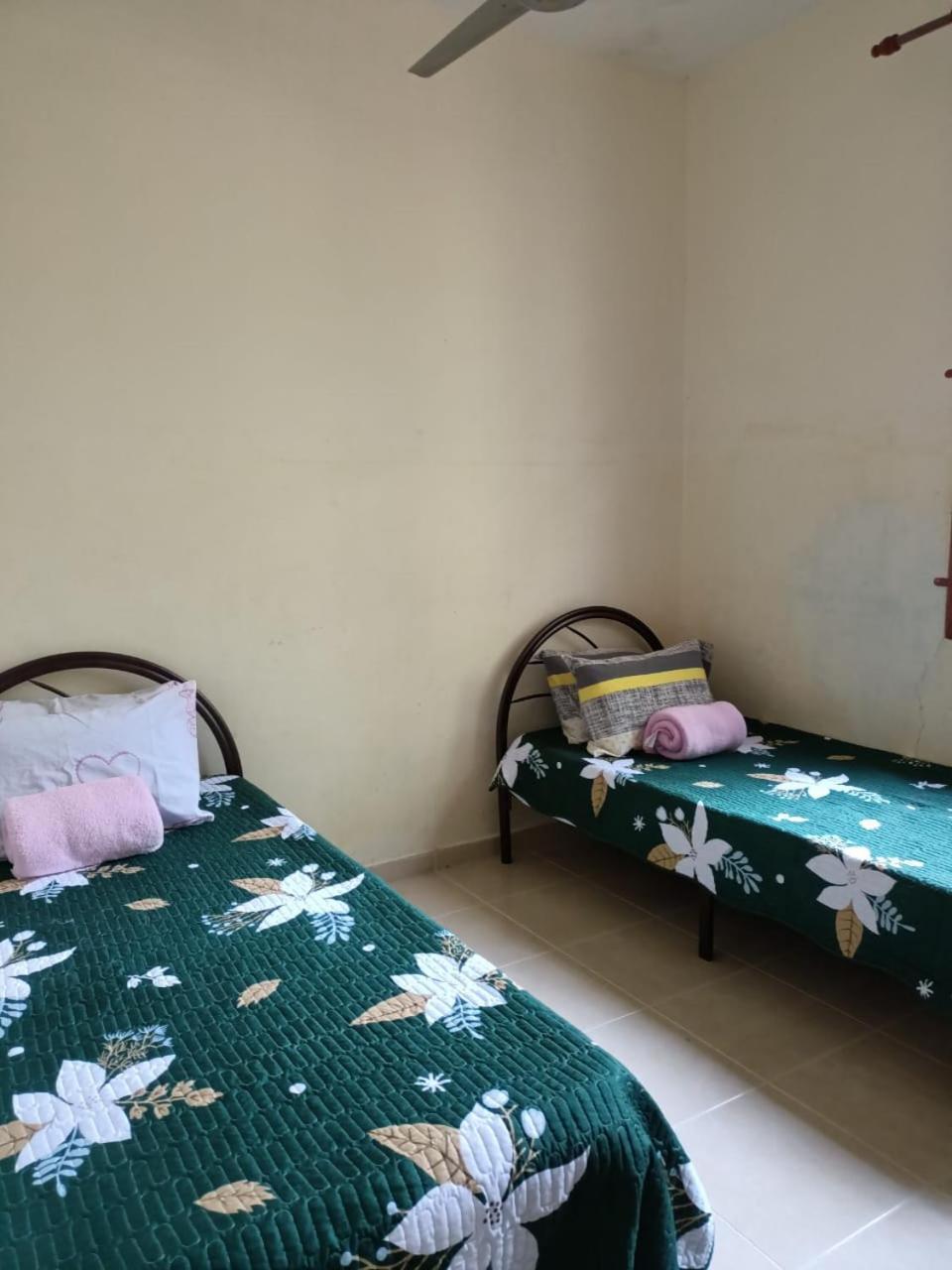 Yasmeen Homestay Kemaman Chukai Eksteriør billede